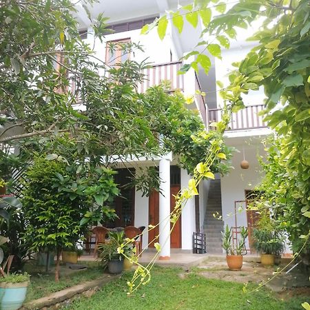 Hiriketiya Hasmal House Apartment Dikwella Bagian luar foto