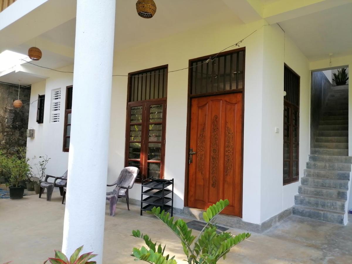 Hiriketiya Hasmal House Apartment Dikwella Bagian luar foto